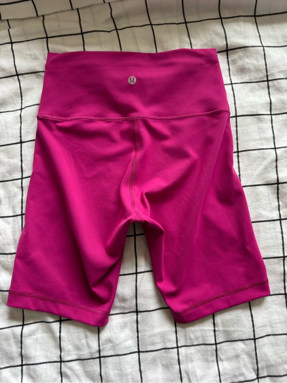 Lululemon Wunder Train High Rise Short 8" Size 6 Ripened Raspberry - Picture 6 of 12
